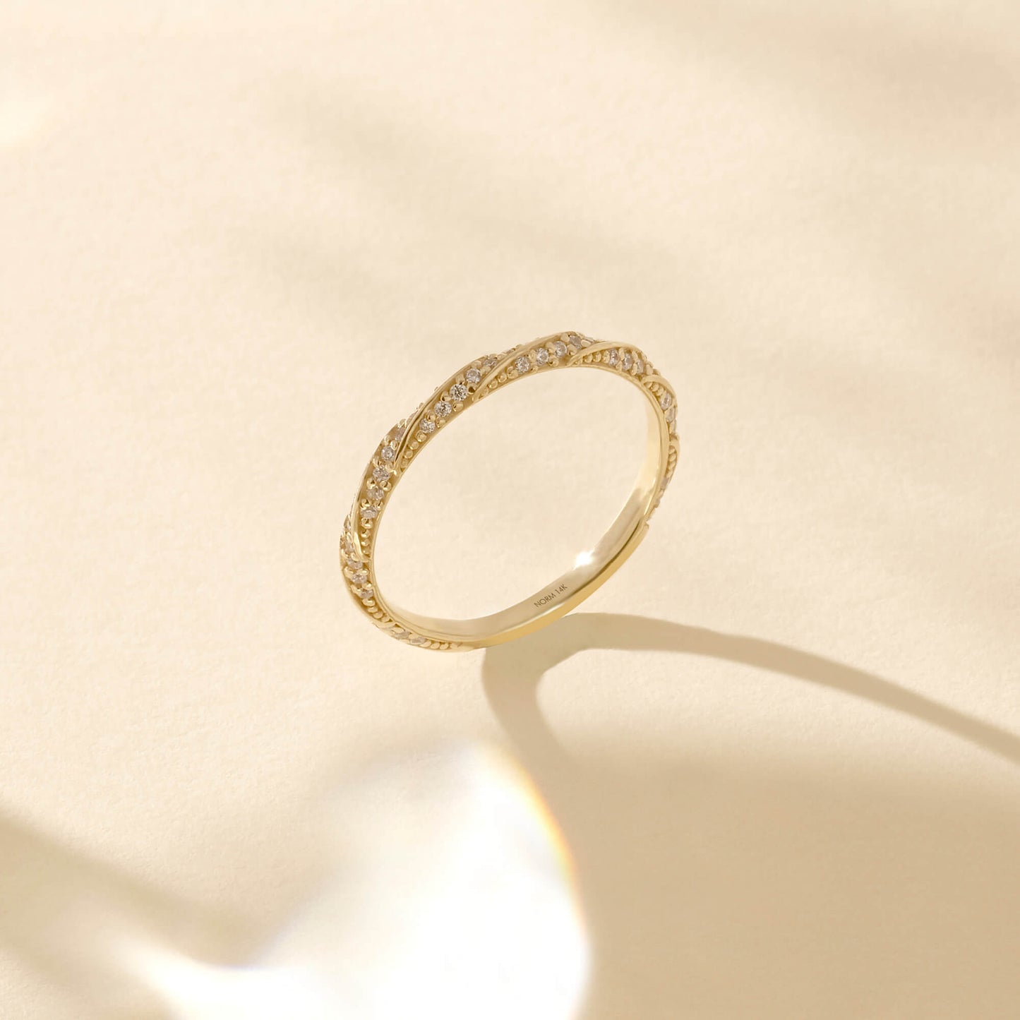 Twisted Eternity Ring in Gold