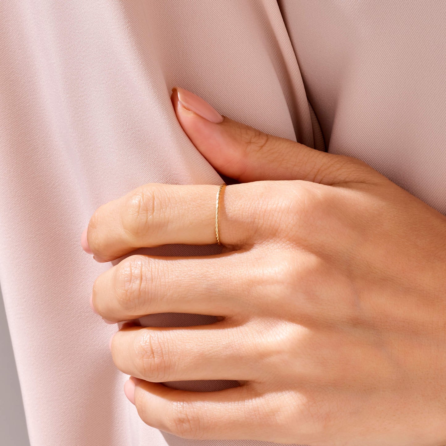 Twisted Ring in Gold