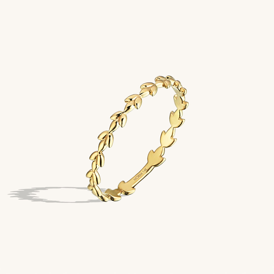 Vine Ring in Gold