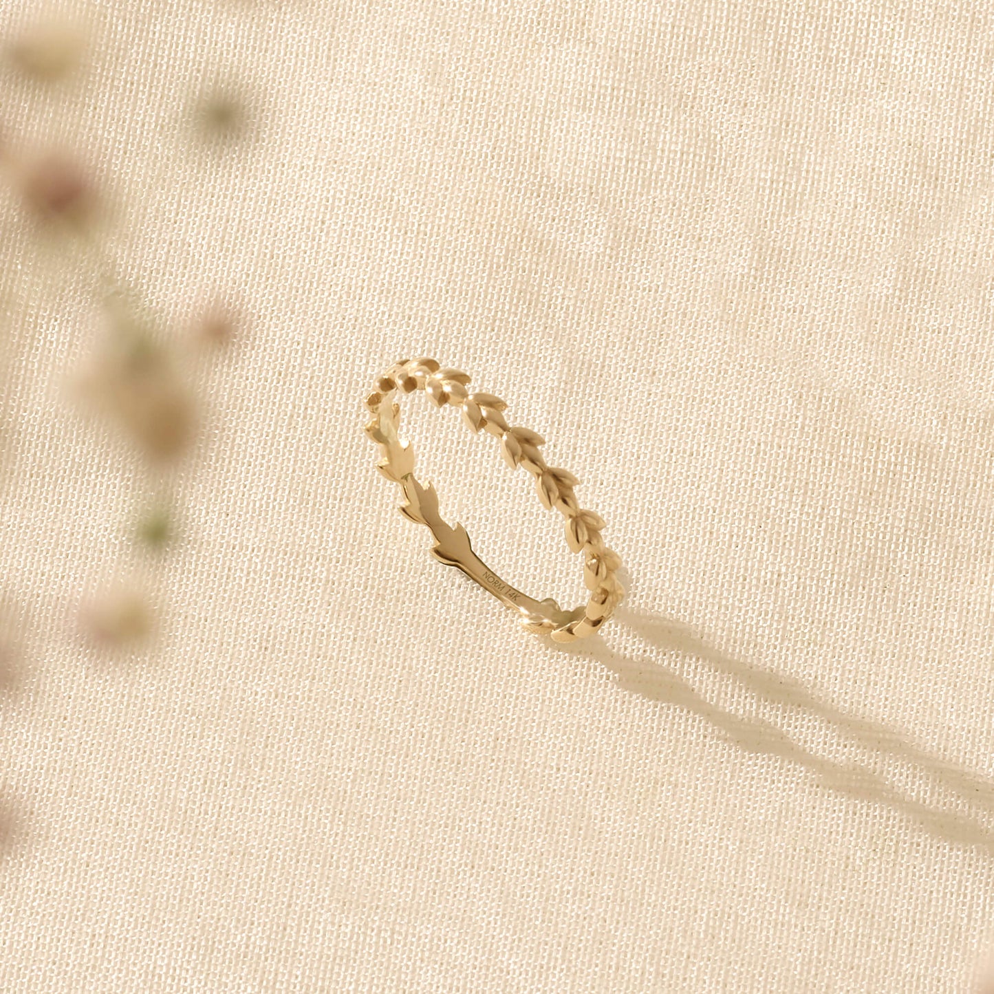 Vine Ring in Gold