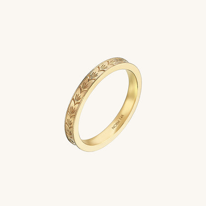 Vintage Band Ring in Gold