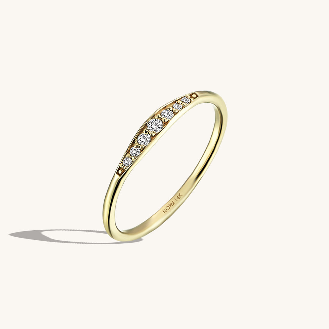 Wedding Band Ring in Gold