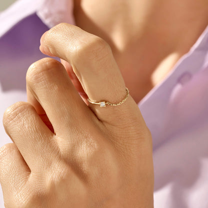 Open Chain Solo Ring in Gold