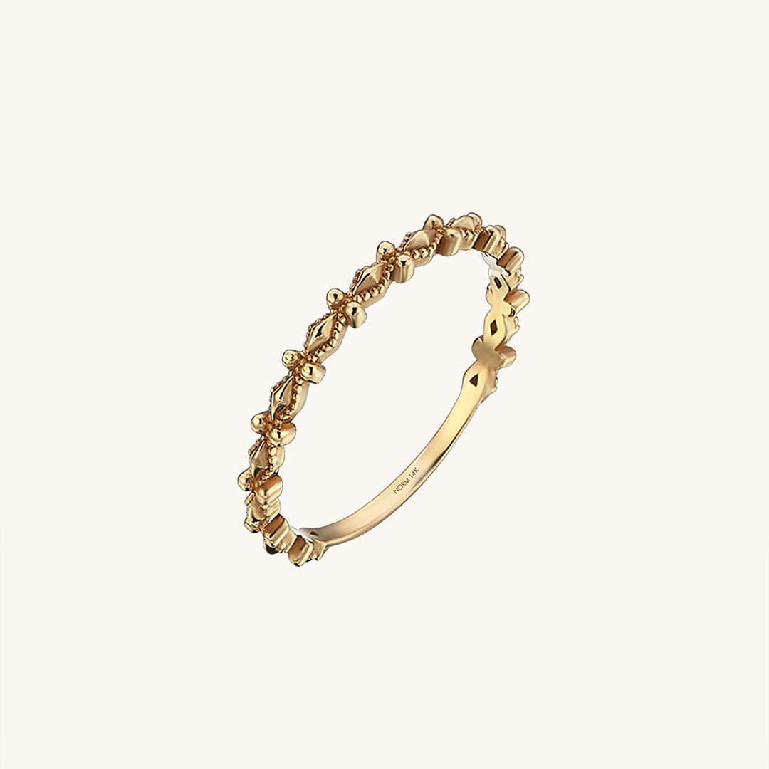 Dainty Prong Ring in Gold