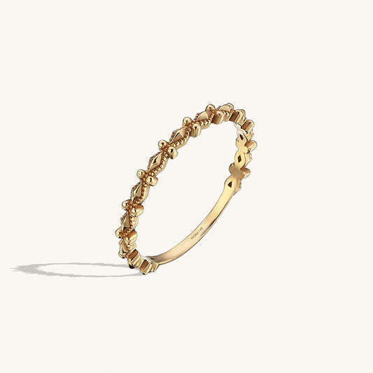 Dainty Prong Ring in Gold