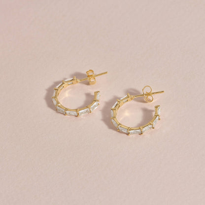 Alternating Baguette Earrings in Gold