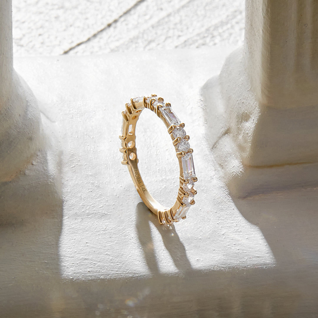 Alternating Baguette Ring in Gold