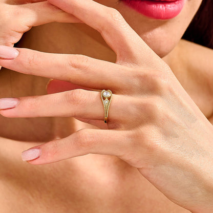 Antique Bezel Signet Ring in Gold