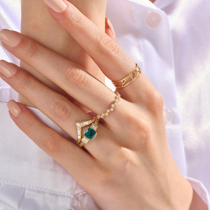 Art Deco Arctic Green Ring in Gold