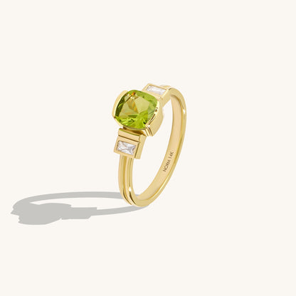 Art Deco Peridot Ring in Gold