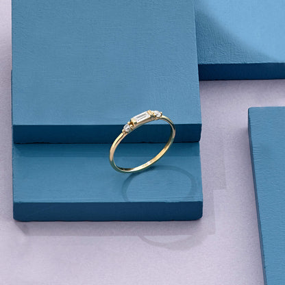Baguette Band Ring in Gold