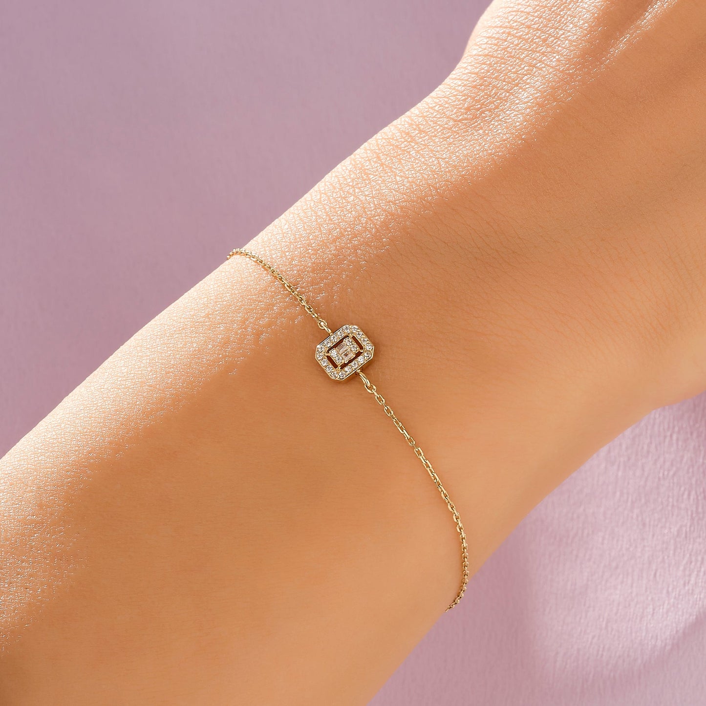 Baguette Bracelet in Gold