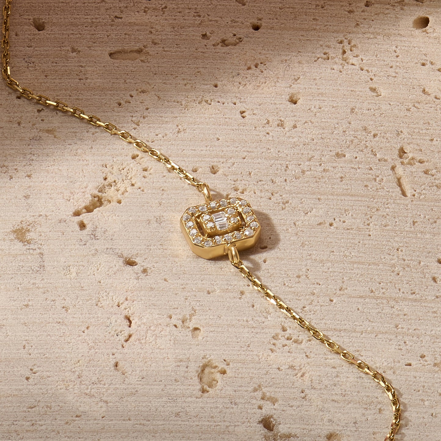 Baguette Bracelet in Gold