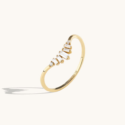 Baguette Chevron Ring in Gold