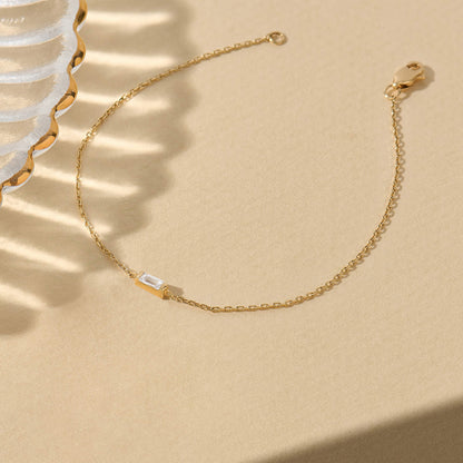 Baguette Birthstone Bracelet in Gold