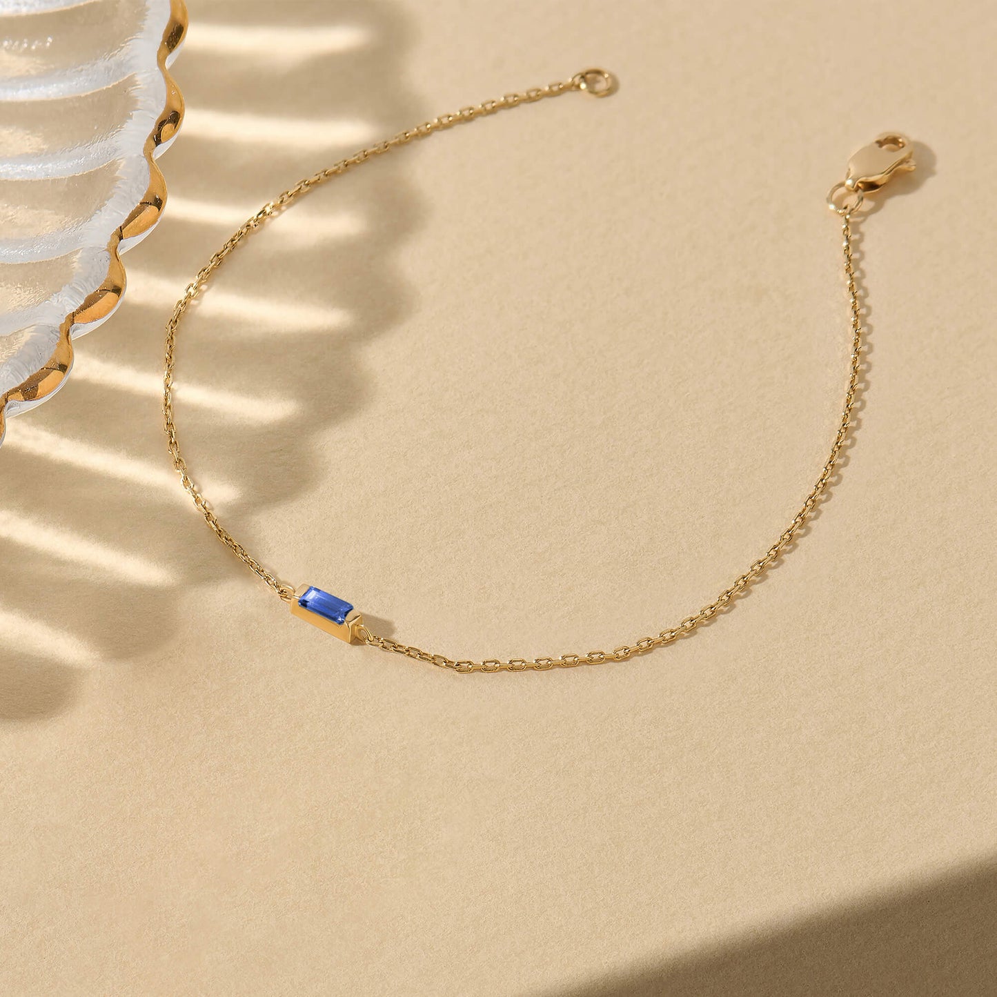 Baguette Birthstone Bracelet in Gold