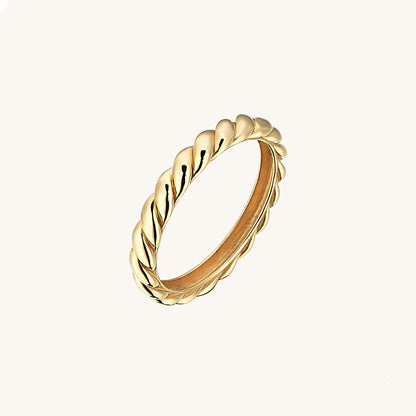 Croissant Band Ring in Gold