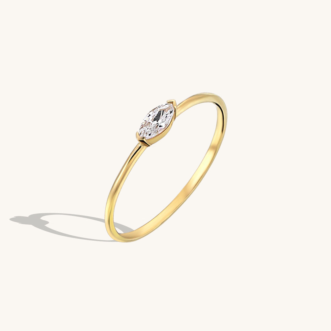 Basic Marquise Ring in Gold