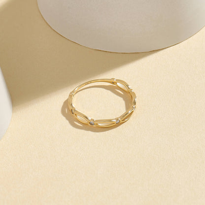 Bezel Band Ring in Gold