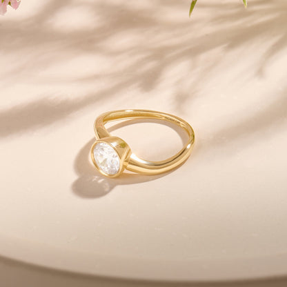 Bezel Solitaire Wave Ring in Gold