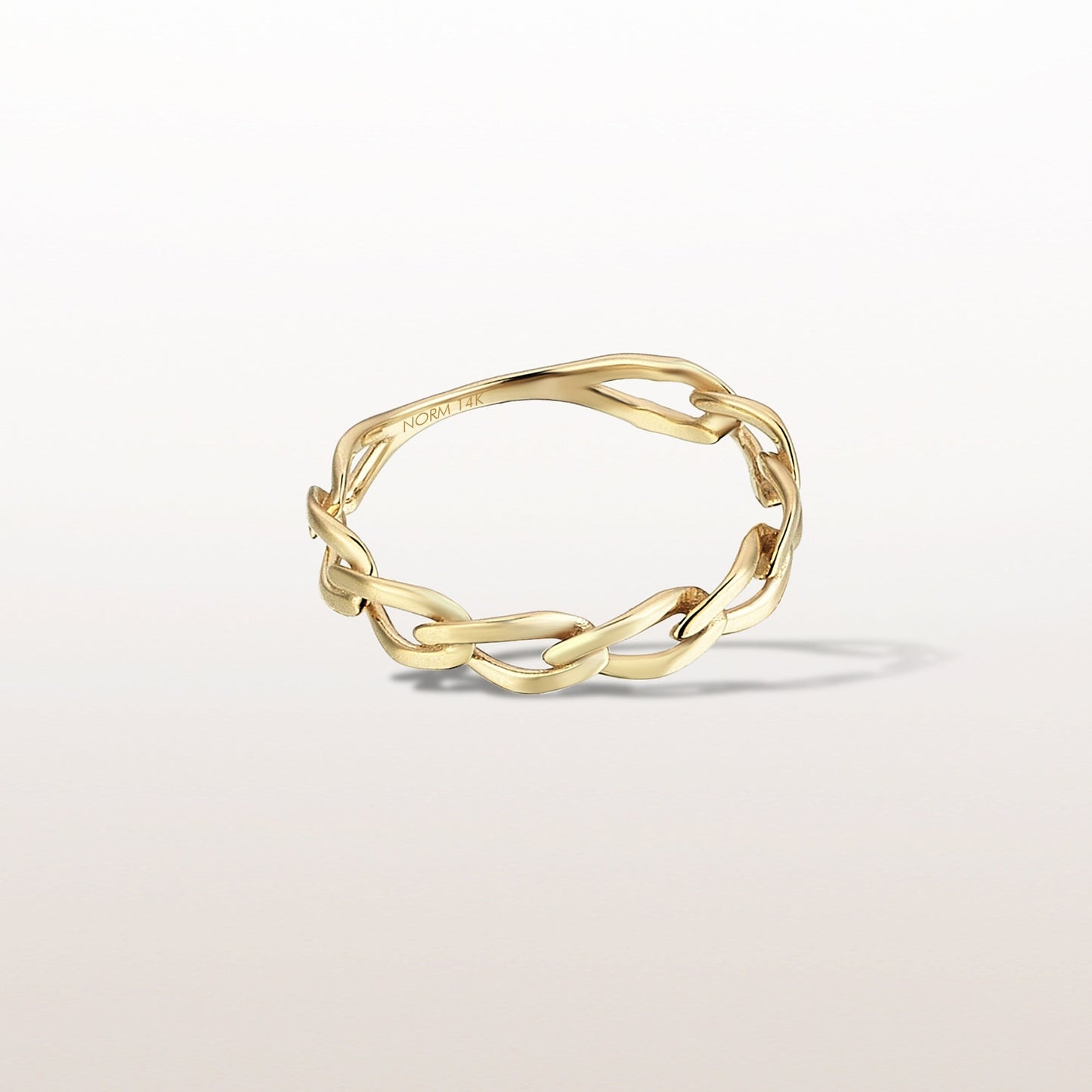 Bold Chain Ring in Gold