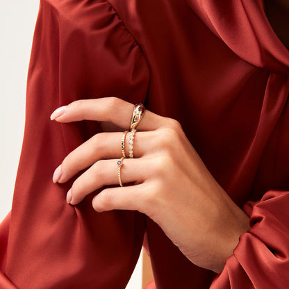 Bold Solo Band Ring in Gold