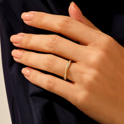 Bold Twisted Wedding Ring in Gold