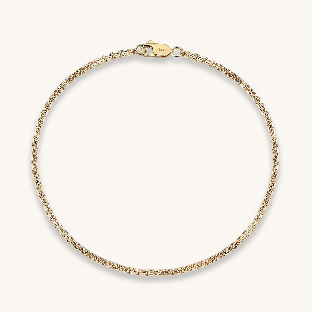Box Chain Bracelet in Gold
