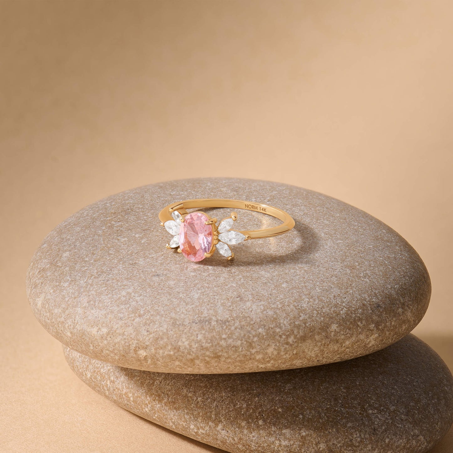 Champagne Sapphire Flower Ring in Gold