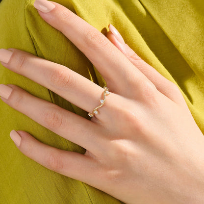 Constellation Wave Ring in Gold