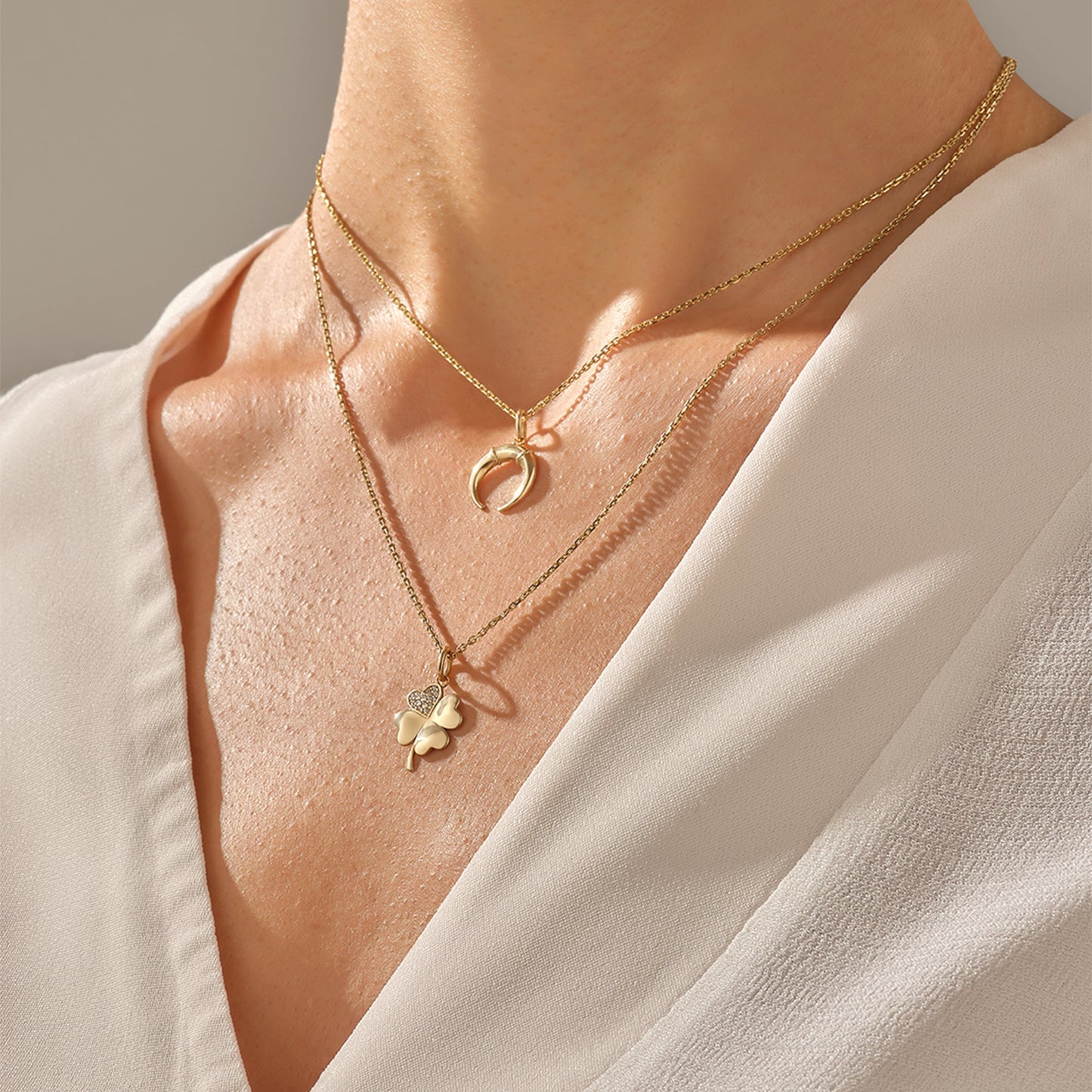 Crescent Necklace in Gold