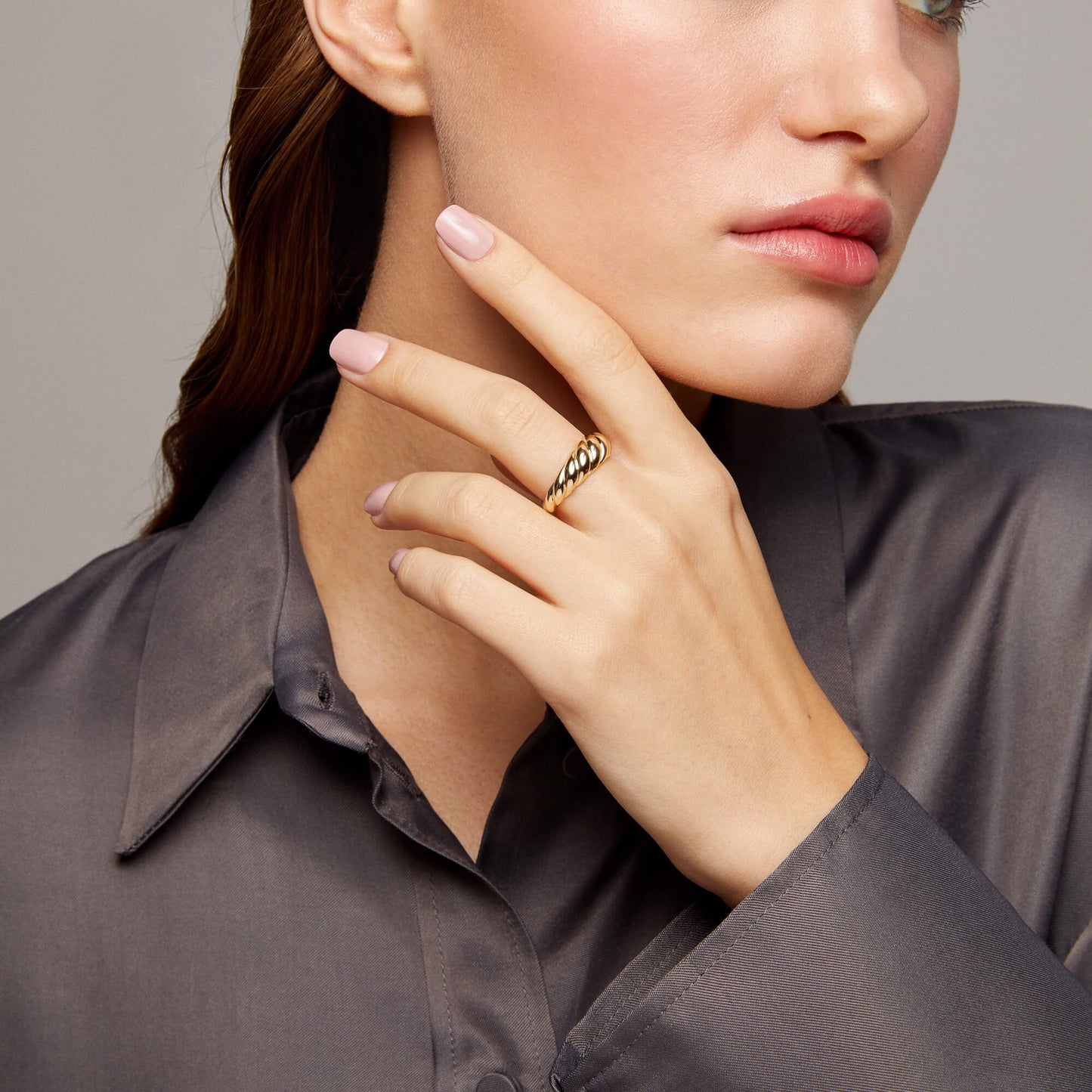 Croissant Ring in Gold