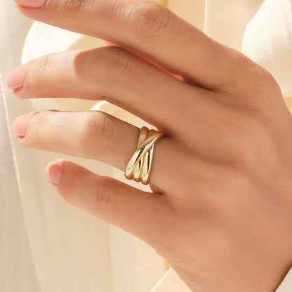 Crossover Ring Wedding Band in Gold