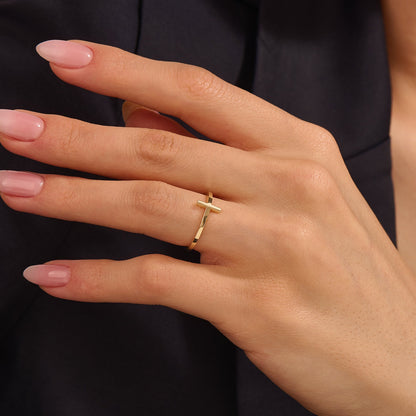 Dainty Cross Ring in Gold