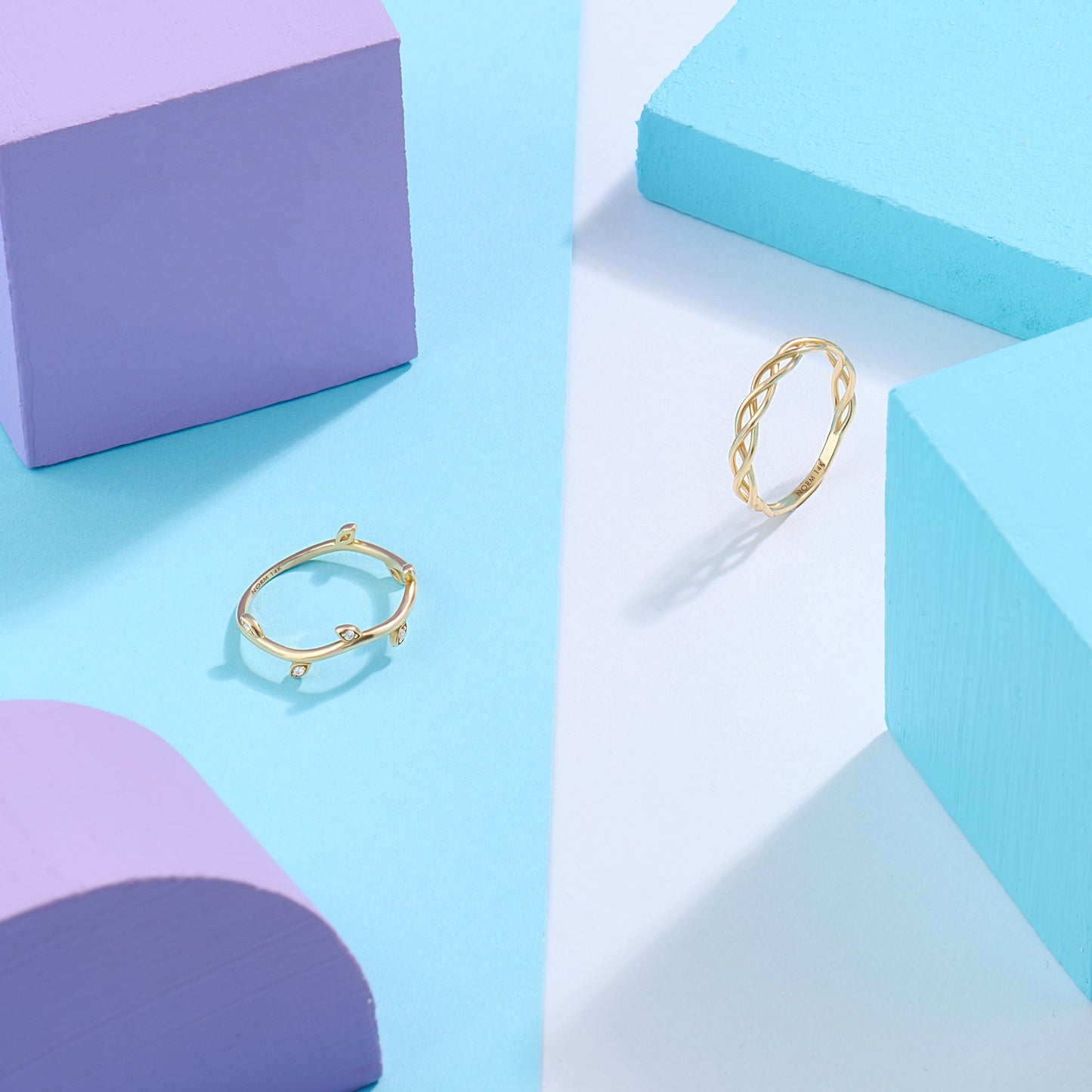 Dainty Vine Ring in Gold