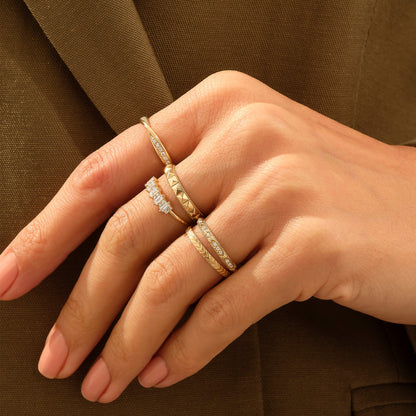 Dainty Wedding Baguette Ring in Gold