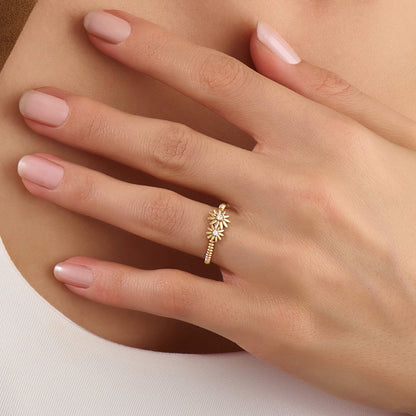 Daisy Ring in Gold