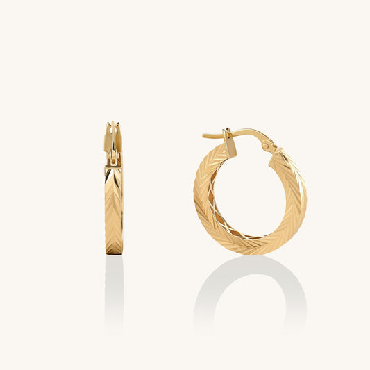 Diamond Cut Hoop Earrings in Gold