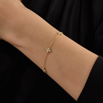 Diamond Flower Bracelet in Gold