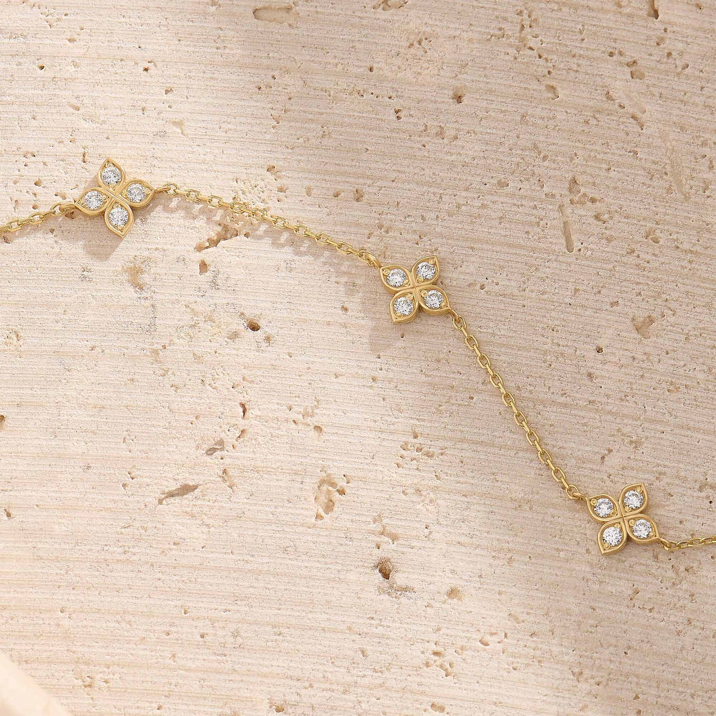 Diamond Flower Bracelet in Gold