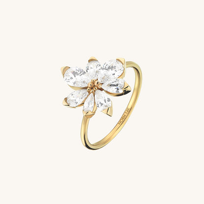 Diamond Flower Cocktail Ring in Gold