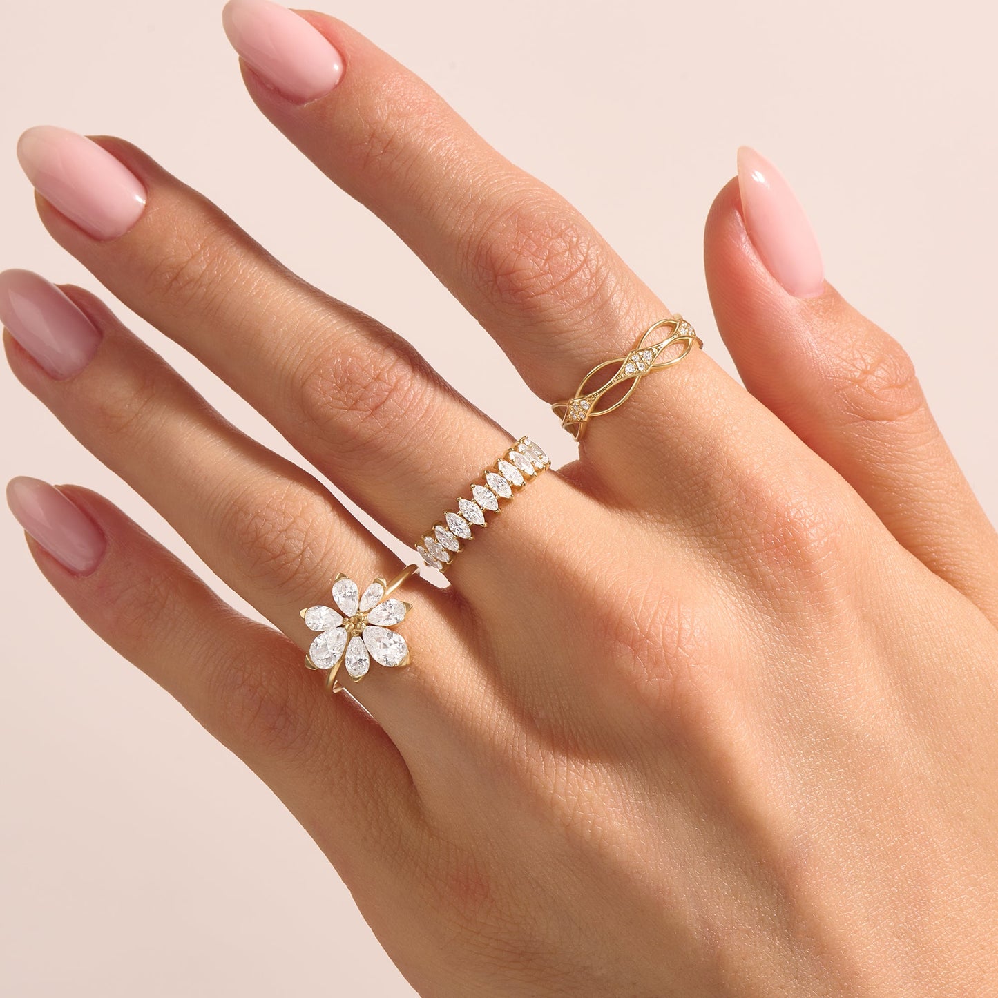 Diamond Flower Cocktail Ring in Gold