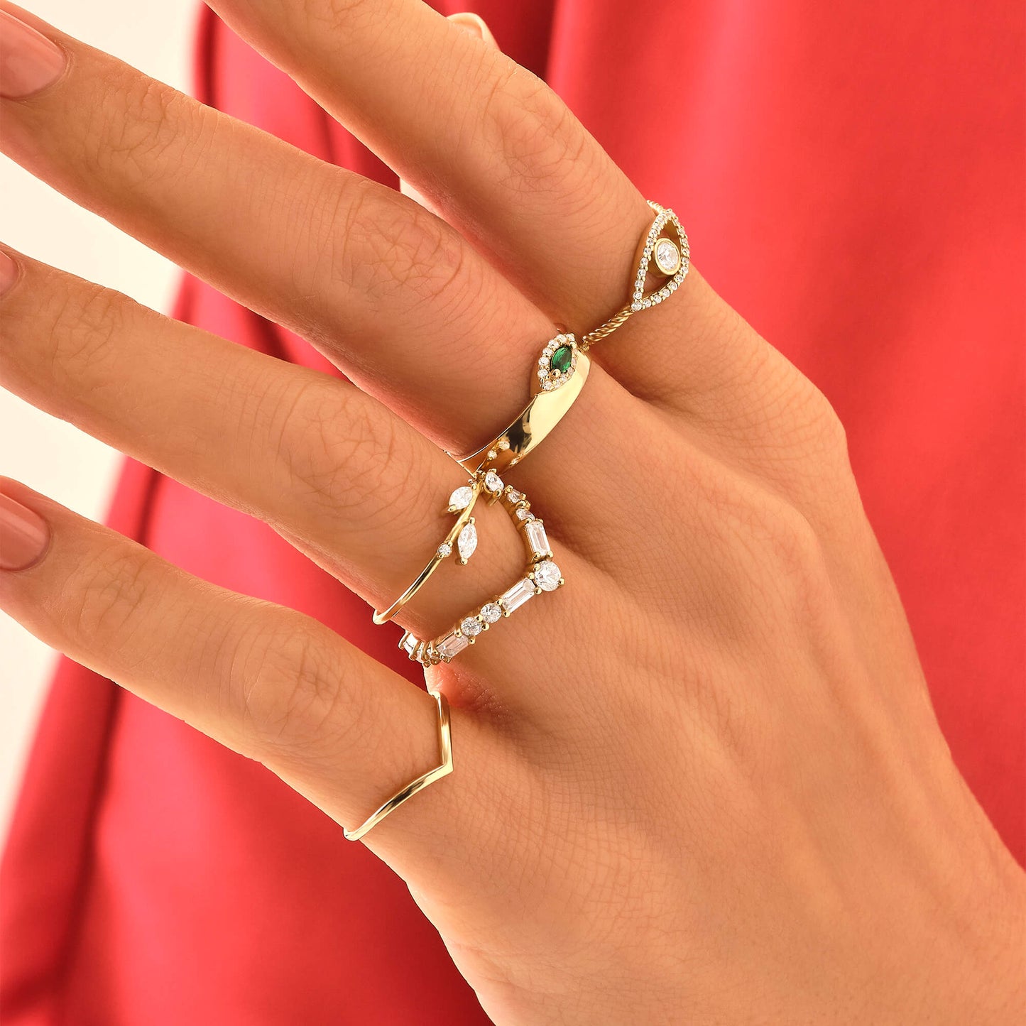 Diamond Leaf Ring in Gold