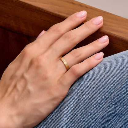 Diamond Moon Phase Starburst Band Ring in Gold