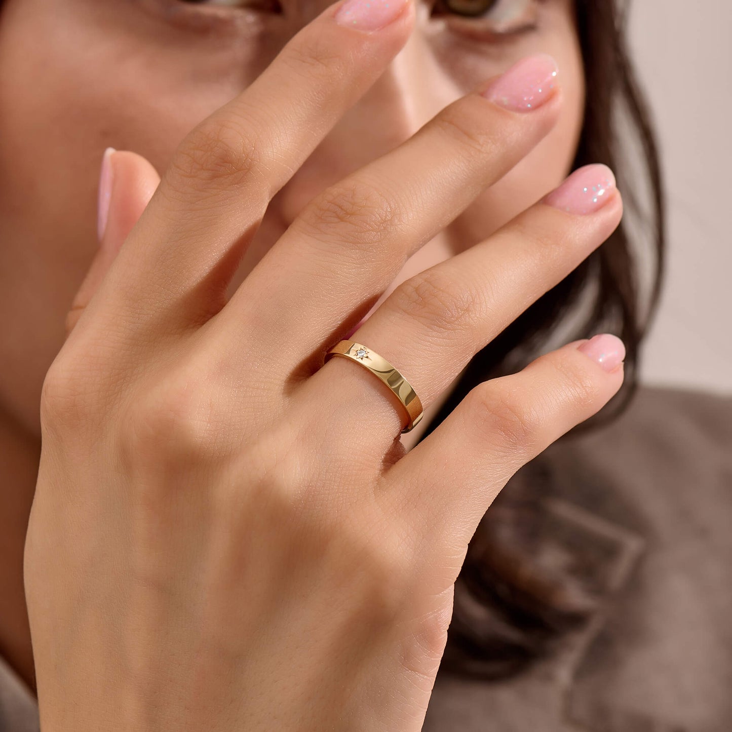 Diamond Moon Phase Starburst Band Ring in Gold