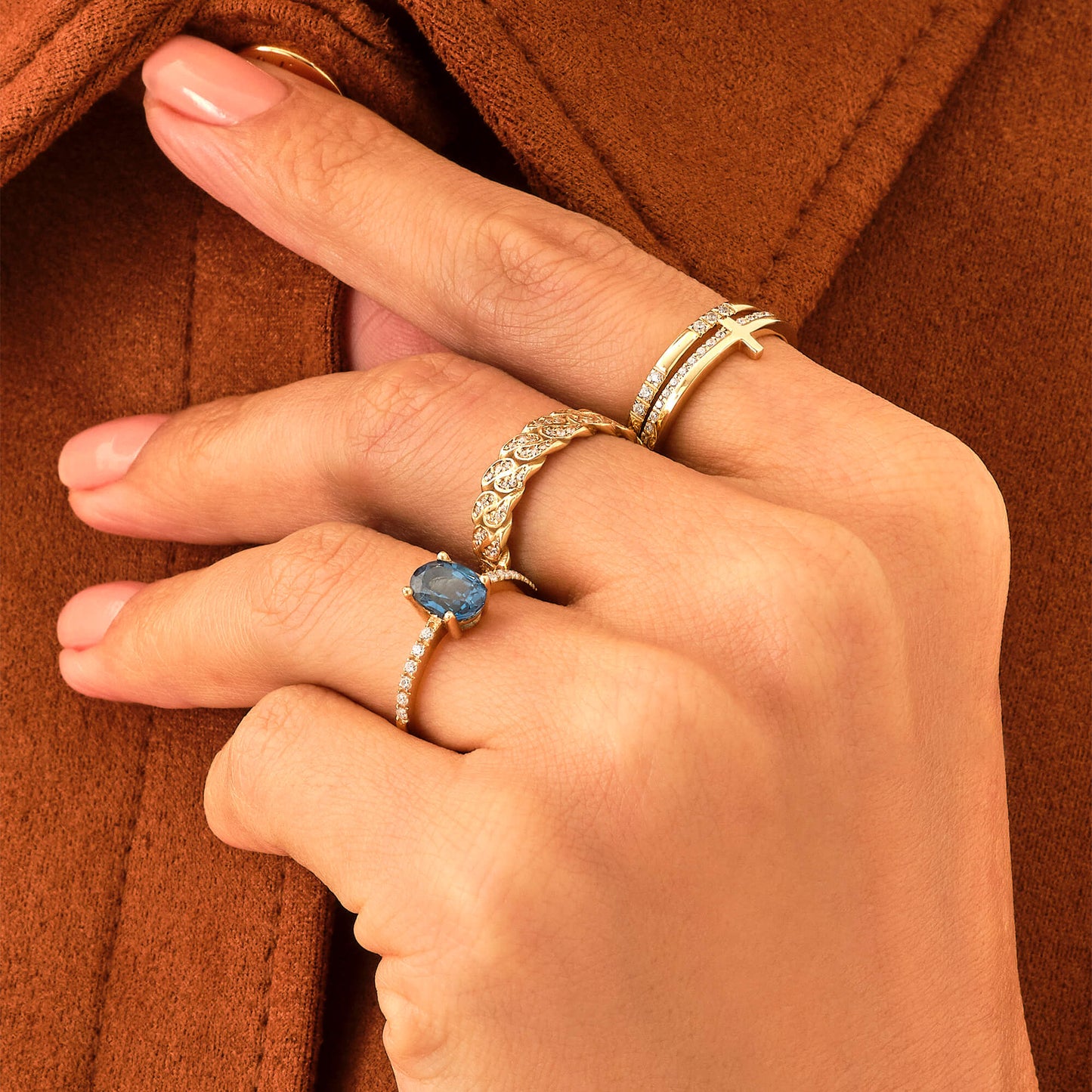 Diamond Petite Cross Ring in Gold