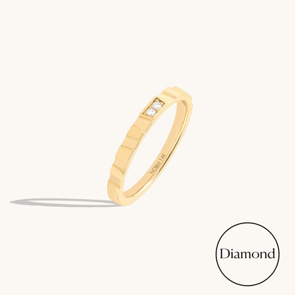 Diamond Pillar Band Ring in Gold