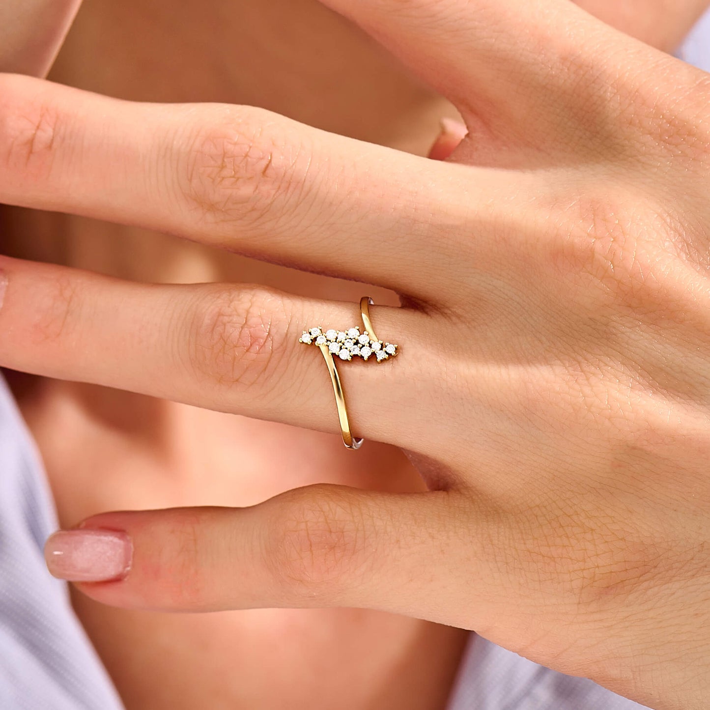 Diamond Snowflake Cluster Ring in Gold