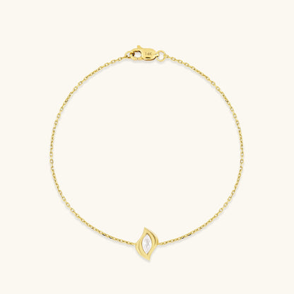 Diamond Solitaire Leaf Bracelet in Gold