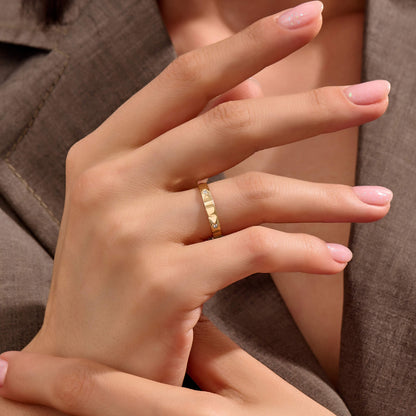 Diamond Starburst Band Ring in Gold